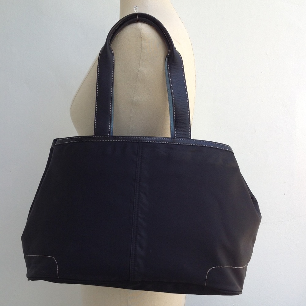 Rare Coach Carry All Hamptons Large Sateen Satchel - Picture 2 of 9